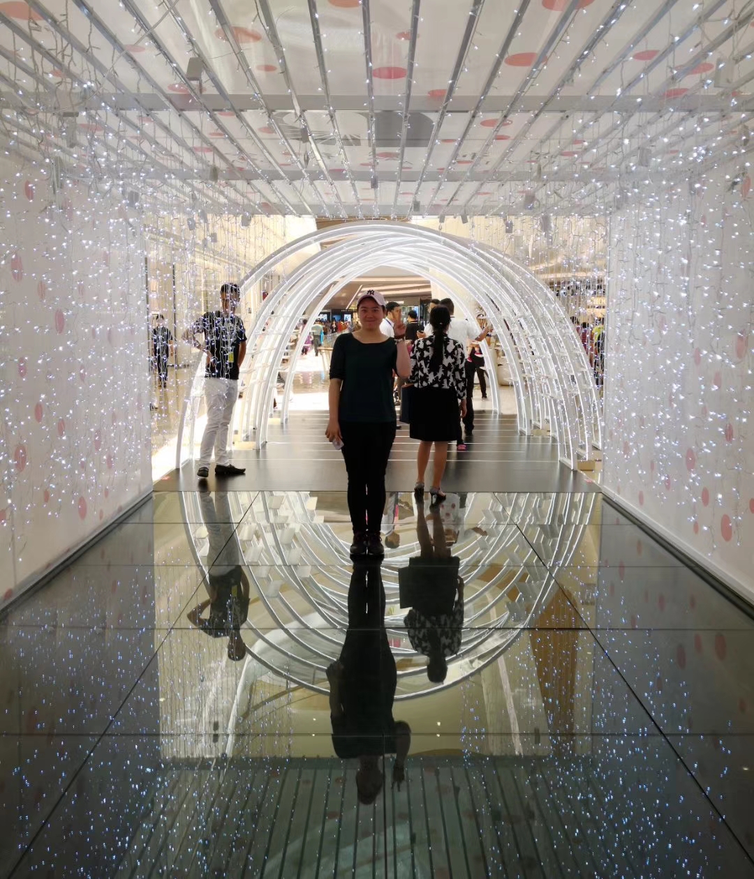 美陳-網(wǎng)紅空間